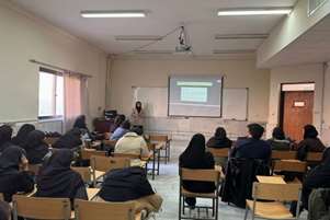 سمینار پژوهشی دانشجویی با موضوع ارتباط رژیم غذایی مدیترانه‌ و خطر سرطان کلورکتال