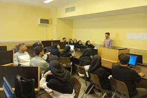 کارگاه پژوهشی «آشنایی دانشجویان بهداشت عمومی با برنامه رفرنس دهی Endnote و آماری Spss